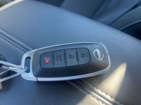 Used 2025 Nissan Sentra SV image 22