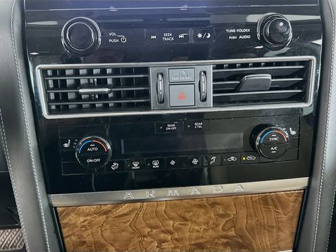 Used 2024 Nissan Armada SL w/ Captain's Chairs Package AWD/4WD image 24