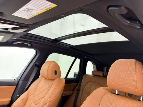New 2026 BMW X5 xDrive40i w/ M Sport Package image 15