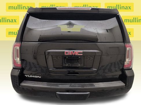 Used 2018 GMC Yukon SLE w/ SLE Value Package image 30