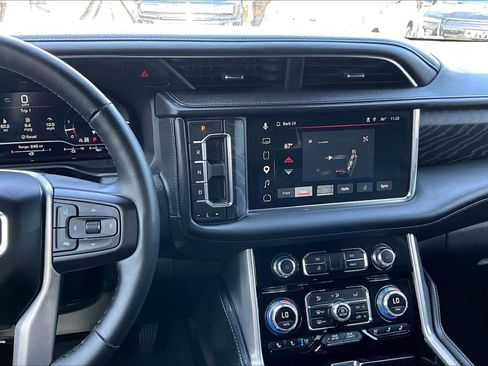 Used 2024 GMC Yukon XL Denali w/ Max Trailering Package image 7