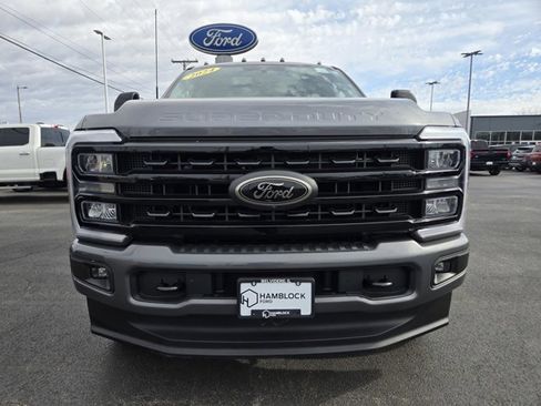 Certified 2024 Ford F250 Lariat w/ Black Appearance Package image 43