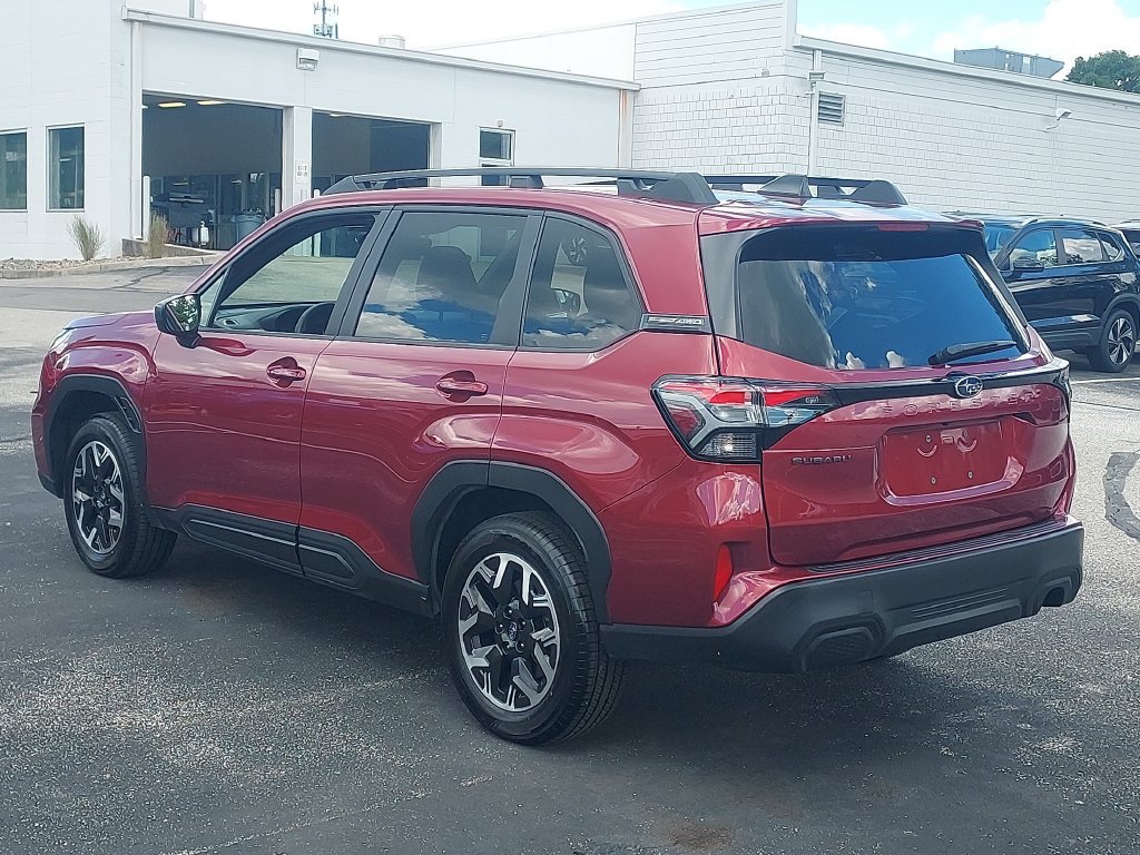 Used 2026 Subaru Forester Premium AWD/4WD image 4