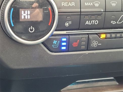 Used 2019 Ford Expedition Max Platinum image 29