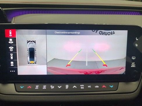 New 2024 Dodge Charger R/T w/ Plus Group image 17