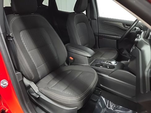 Used 2024 Ford Escape Active AWD/4WD image 18