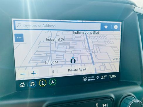 Used 2024 GMC Terrain SLE w/ Driver Convenience Package image 29