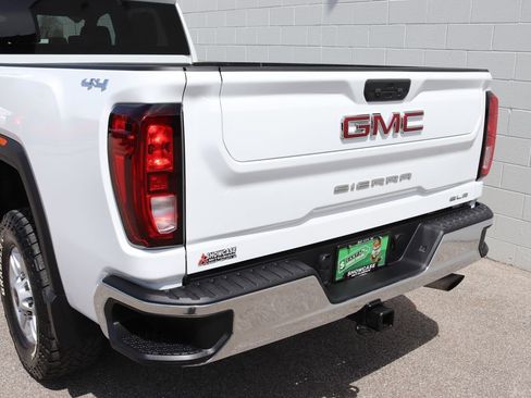 Used 2022 GMC Sierra 2500 SLE w/ Snow Plow Prep/Camper Package AWD/4WD image 8