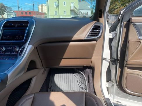 Used 2016 Lincoln MKX Reserve w/ Cargo Utility Package image 29