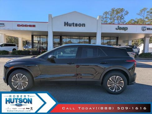 Used 2024 Chevrolet Blazer EV LT image 1