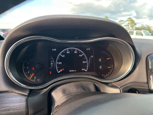 Used 2021 Jeep Grand Cherokee Altitude image 18