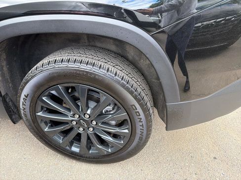 Used 2023 Chevrolet Traverse RS AWD/4WD image 15