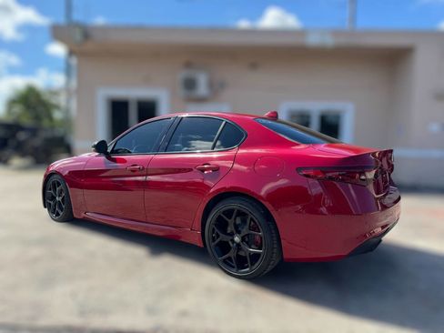 Used 2019 Alfa Romeo Giulia w/ Nero Edizione image 7