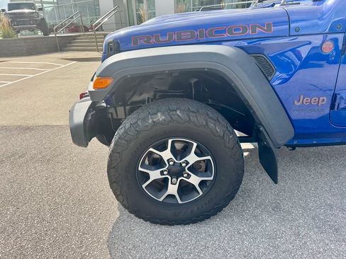 Used 2019 Jeep Wrangler Unlimited Rubicon w/ Uconnect 4C Nav & Sound Group AWD/4WD image 23