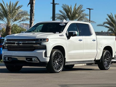 Used 2022 Chevrolet Silverado 1500 High Country w/ LPO, Dark Essentials Package image 8