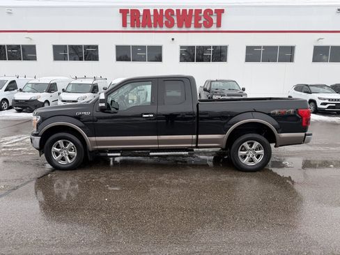 Used 2018 Ford F150 Lariat image 2