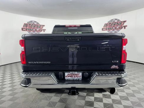 Used 2024 Chevrolet Silverado 2500 LTZ w/ LTZ Premium Package AWD/4WD image 6