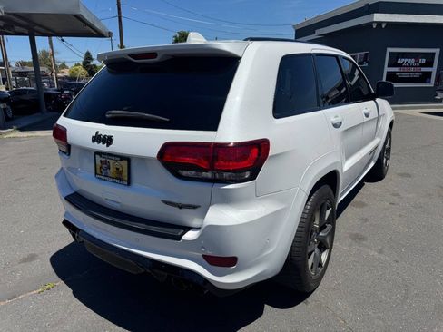 Used 2020 Jeep Grand Cherokee Trackhawk AWD/4WD image 7
