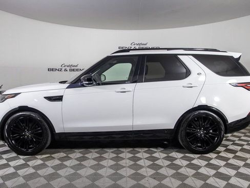 Used 2020 Land Rover Discovery HSE image 7