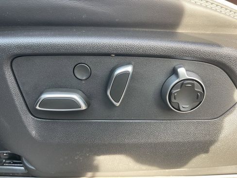 Used 2025 GMC Sierra 3500 Denali Ultimate image 13