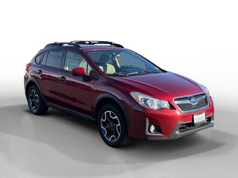 Used 2017 Subaru Crosstrek 2.0i Premium image 7