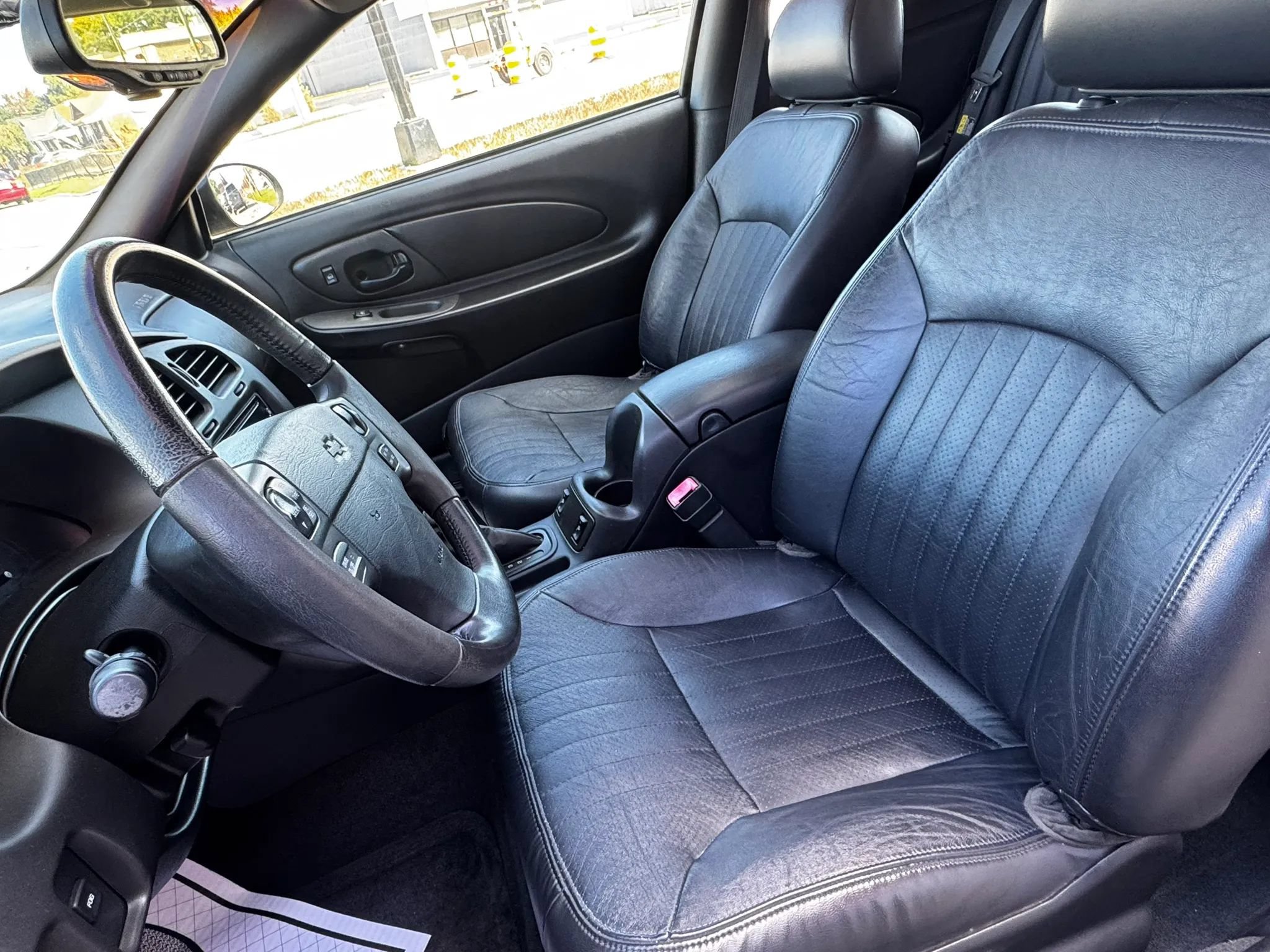 Used 2002 Chevrolet Monte Carlo SS w/ Preferred Equipment Group FWD image 9