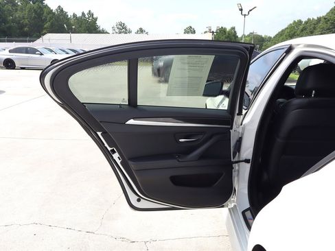 Used 2016 BMW 550i xDrive Sedan AWD/4WD image 40