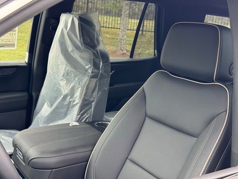 New 2026 GMC Yukon Elevation image 15