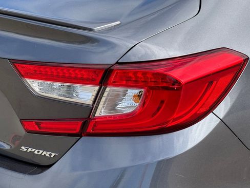Used 2018 Honda Accord Sport image 50