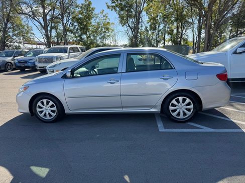 Used 2009 Toyota Corolla S image 4