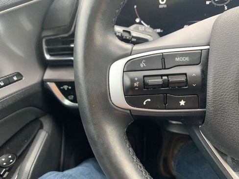 Used 2023 Kia Sportage SX image 7