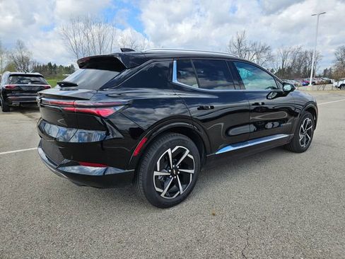 Used 2025 Chevrolet Equinox EV LT image 7