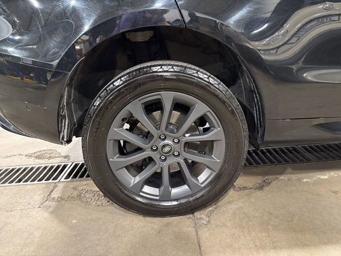 Used 2024 Land Rover Range Rover Sport Dynamic SE image 50