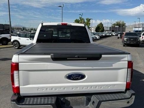 Used 2019 Ford F350 Lariat w/ Lariat Ultimate Package AWD/4WD image 9