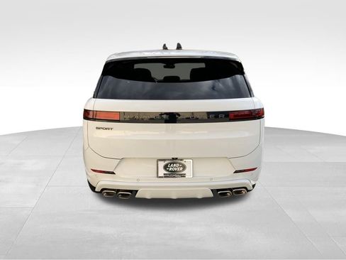 New 2025 Land Rover Range Rover Sport Dynamic SE image 7