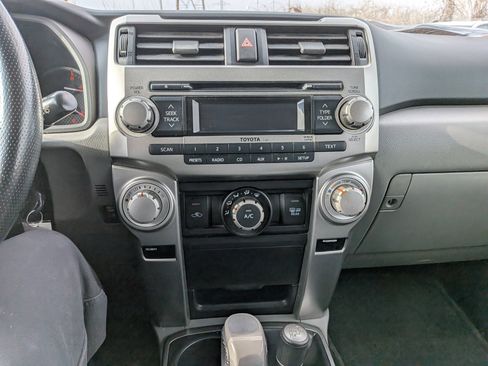 Used 2011 Toyota 4Runner SR5 image 21