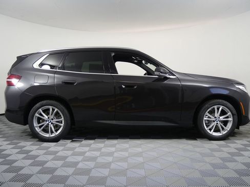 Used 2025 BMW X3 xDrive30i w/ Premium Package image 2