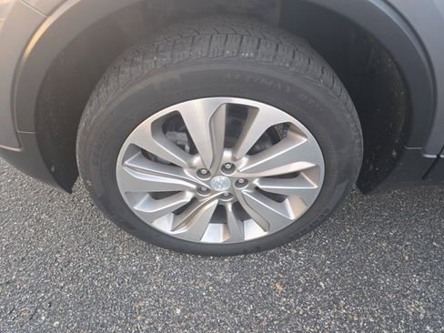 Used 2019 Buick Encore Preferred image 9