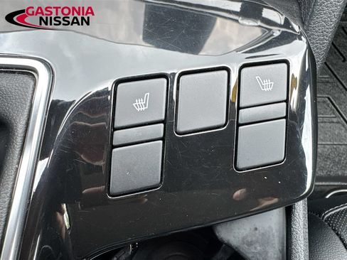 Used 2023 Kia Sportage EX FWD image 29