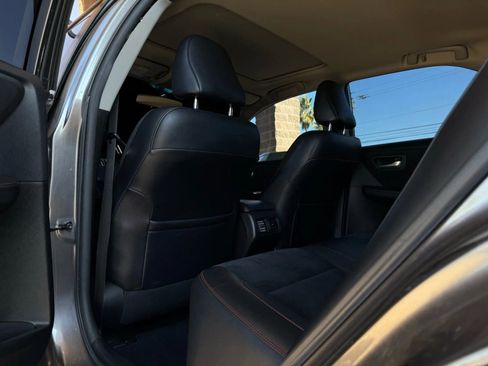 Used 2017 Toyota Camry XSE image 41