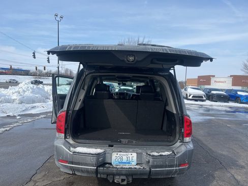 Used 2013 Nissan Armada Platinum image 12