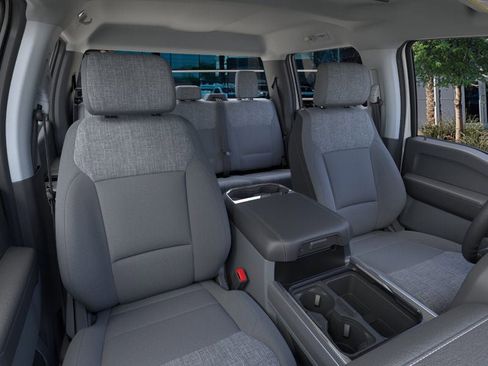 New 2026 Ford F450 XLT image 10