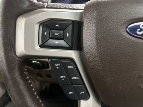 Used 2018 Ford F150 Lariat w/ Equipment Group 502A Luxury AWD/4WD image 51