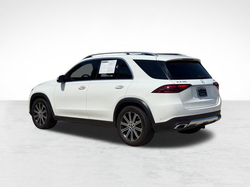 Used 2024 Mercedes-Benz GLE 450 4MATIC image 3