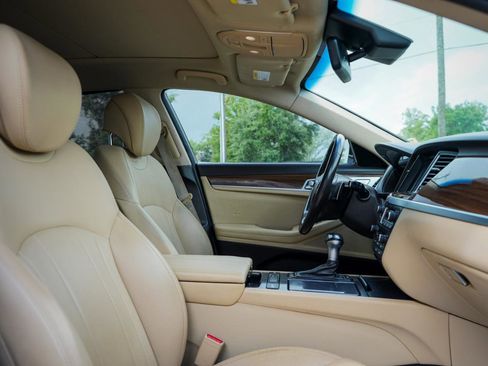 Used 2018 Genesis G80 3.8 w/ Option Group 02 image 8