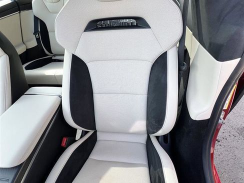 Used 2026 Tesla Model S Plaid image 11