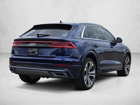 Used 2022 Audi Q8 Premium Plus AWD/4WD image 5