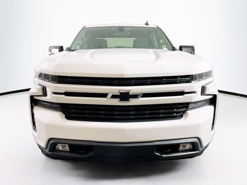 Used 2022 Chevrolet Silverado 1500 RST image 2