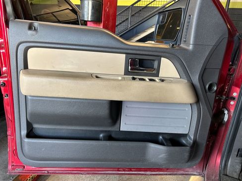 Used 2013 Ford F150 XLT w/ Luxury Equipment Group RWD image 7