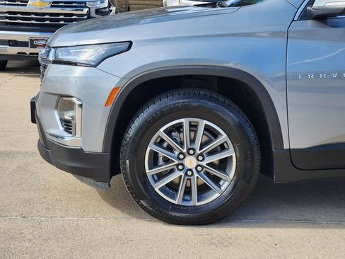 Used 2023 Chevrolet Traverse LT FWD image 15
